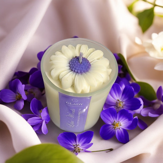 Lilac Woods Daisy Candle